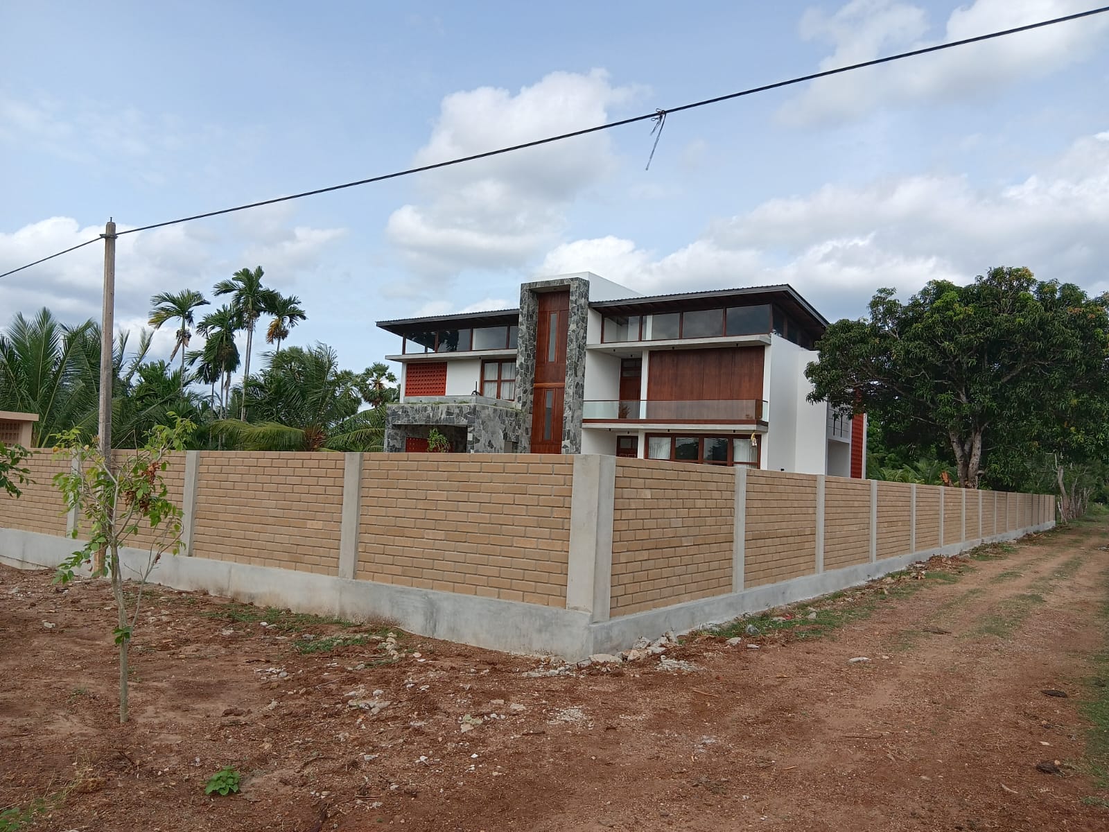 vavuniya nainamadu compound 4